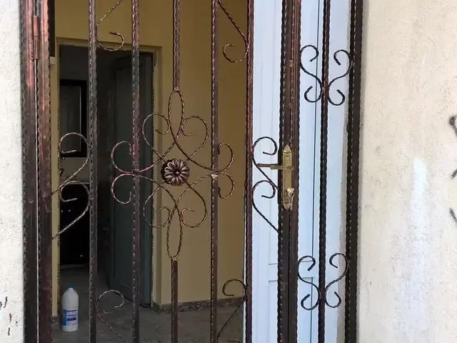 Gates 27