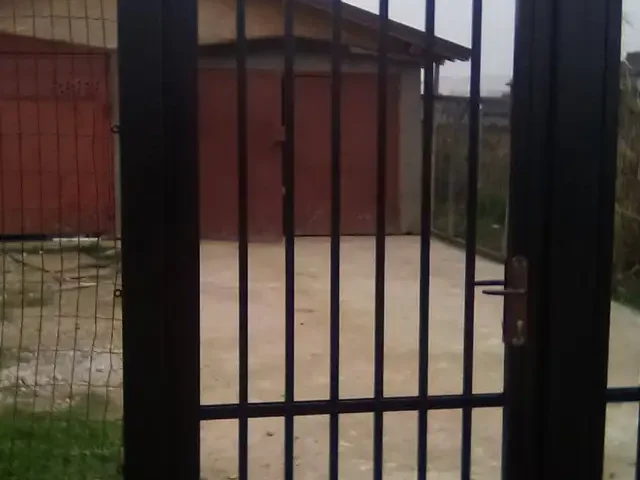 Gates 35